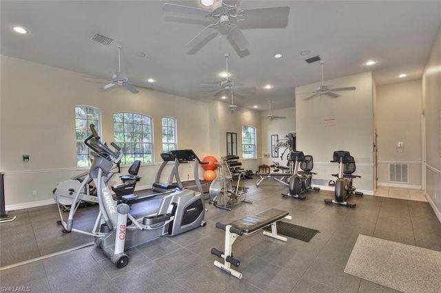 14011 Eagle Ridge Lakes DR # 203, Fort Myers, FL 33912