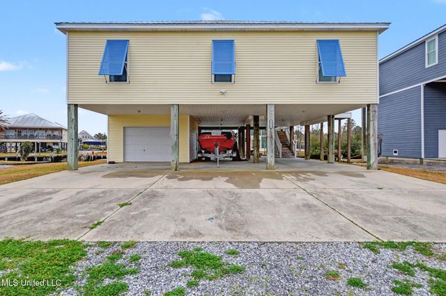 4066 Mindanao, Bay Saint Louis, MS 39520
