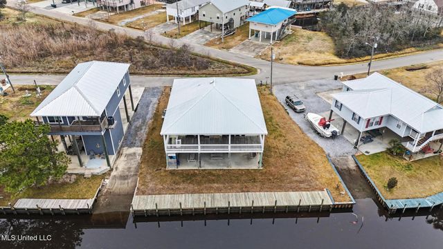 4066 Mindanao, Bay Saint Louis, MS 39520