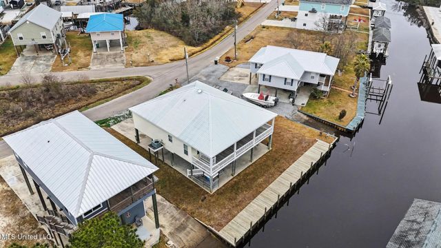 4066 Mindanao, Bay Saint Louis, MS 39520