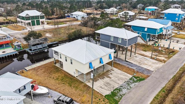 4066 Mindanao, Bay Saint Louis, MS 39520