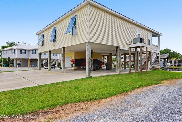 4066 Mindanao, Bay Saint Louis, MS 39520