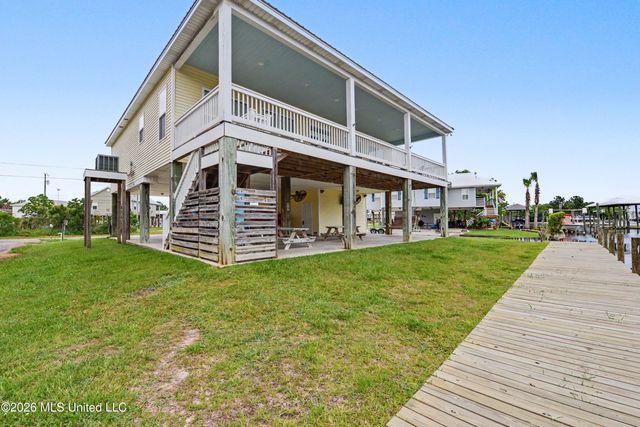 4066 Mindanao, Bay Saint Louis, MS 39520