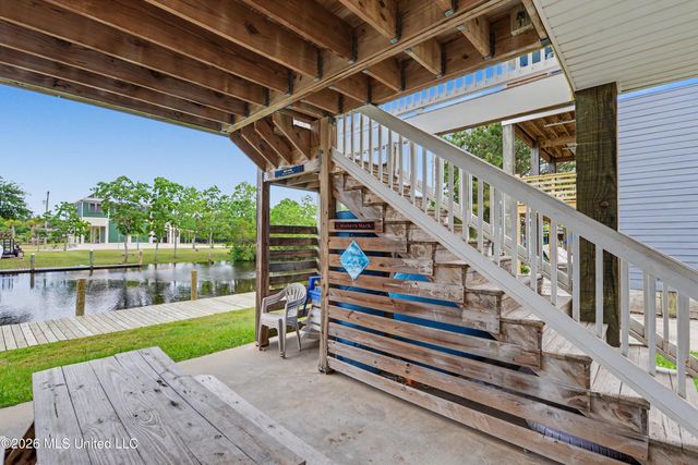 4066 Mindanao, Bay Saint Louis, MS 39520