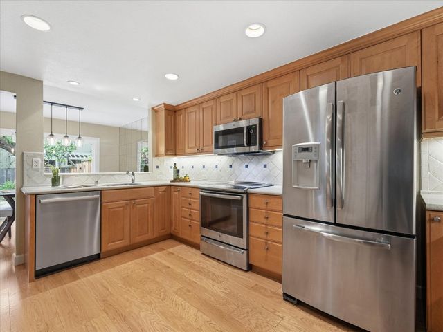 144 Flynn Avenue, Mountain View, CA 94043