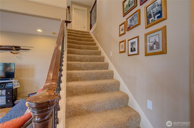 2611 Sea Crest Avenue N, Long Beach, WA 98631