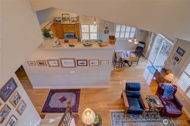 2611 Sea Crest Avenue N, Long Beach, WA 98631