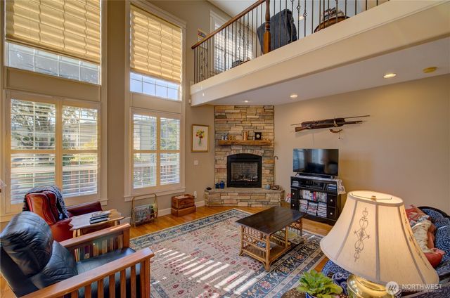 2611 Sea Crest Avenue N, Long Beach, WA 98631