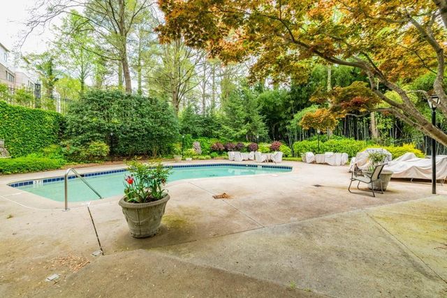 2865 Lenox NE Road 407, Atlanta, GA 30324