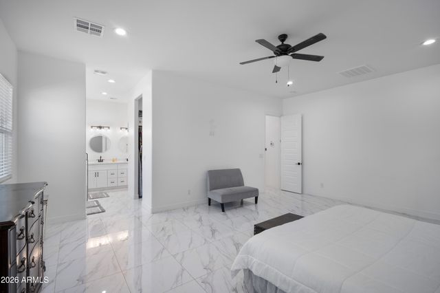 425 S HIDALGO Road, Chandler, AZ 85225