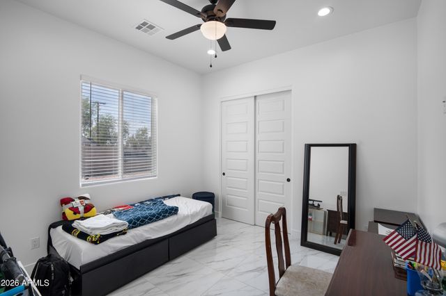 425 S HIDALGO Road, Chandler, AZ 85225