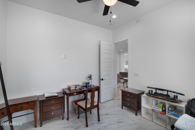 425 S HIDALGO Road, Chandler, AZ 85225