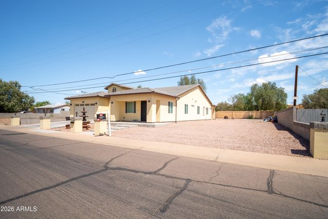 425 S HIDALGO Road, Chandler, AZ 85225