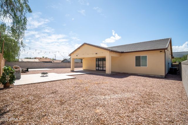 425 S HIDALGO Road, Chandler, AZ 85225