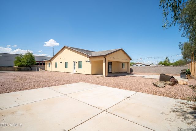 425 S HIDALGO Road, Chandler, AZ 85225