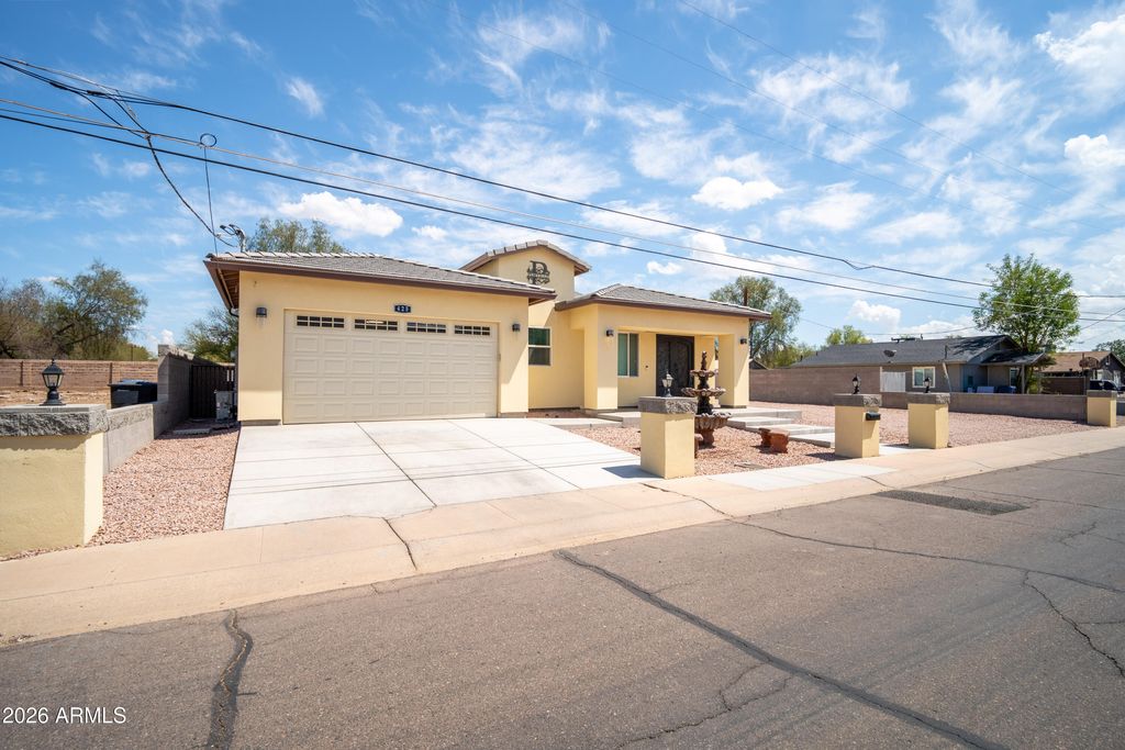 425 S HIDALGO Road, Chandler, AZ 85225 — exterior