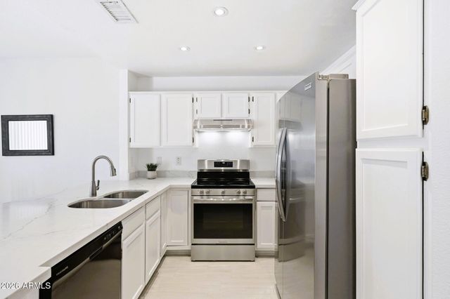 13833 S 40TH Street 1004, Phoenix, AZ 85044