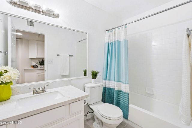 13833 S 40TH Street 1004, Phoenix, AZ 85044