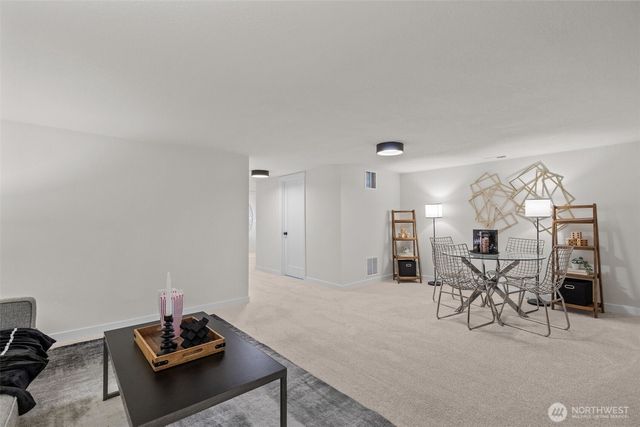 2654 171st Avenue SE, Bellevue, WA 98008