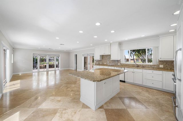770 Peachtree Lane, Boca Raton, FL 33486