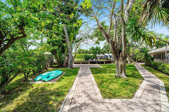 770 Peachtree Lane, Boca Raton, FL 33486