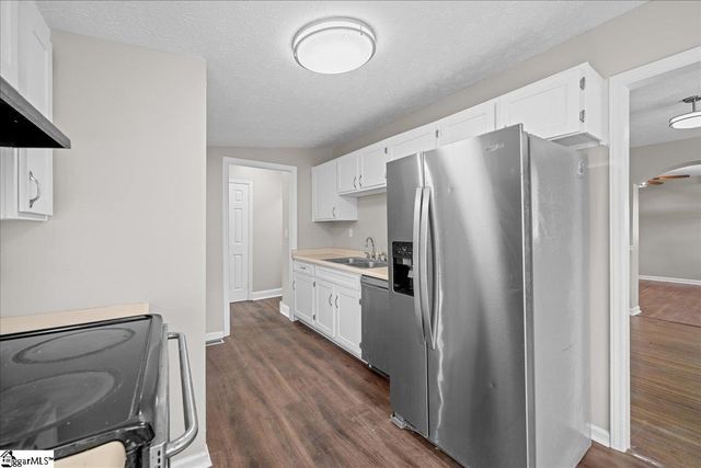 102 Rasor Drive, Greenville, SC 29617