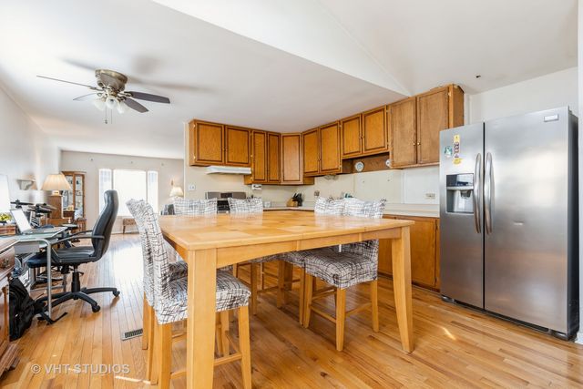 204 Healy Avenue, Romeoville, IL 60446