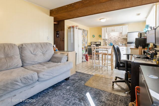 204 Healy Avenue, Romeoville, IL 60446