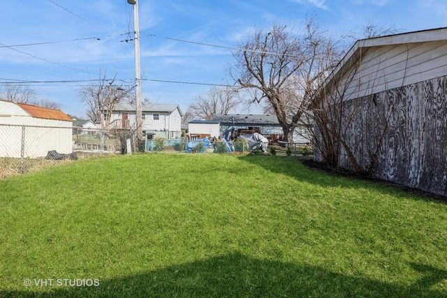204 Healy Avenue, Romeoville, IL 60446