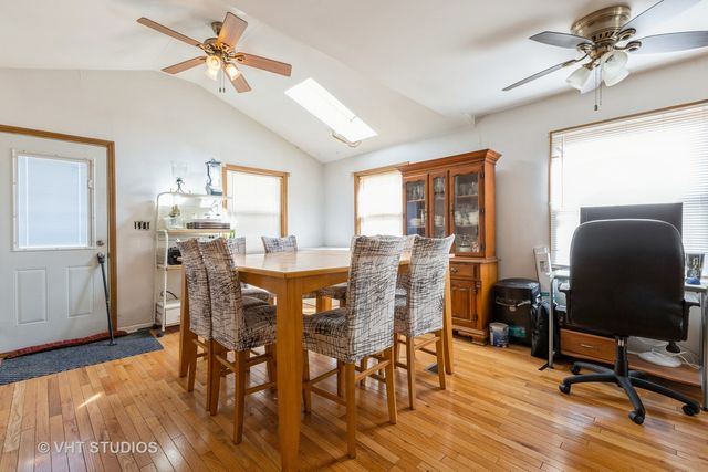 204 Healy Avenue, Romeoville, IL 60446
