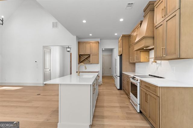 1800 Osprey Poynte, Greensboro, GA 30642