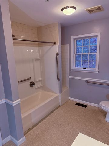 74 N Hatfield Rd, Hatfield, MA 01038