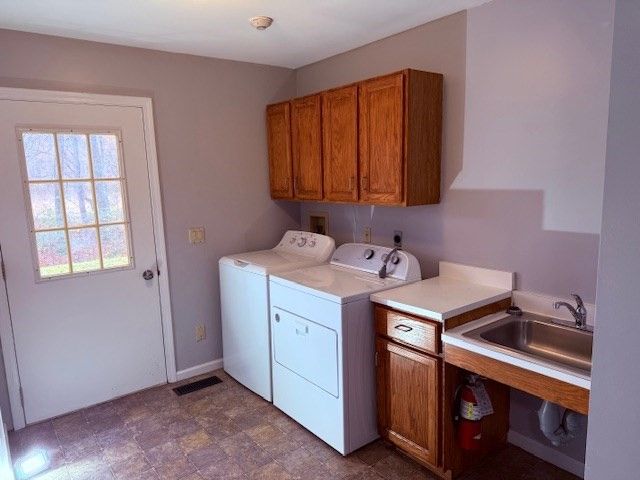 74 N Hatfield Rd, Hatfield, MA 01038