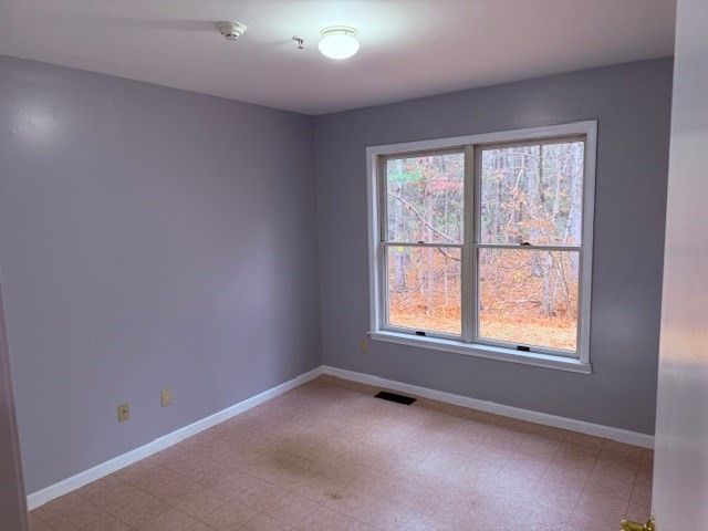 74 N Hatfield Rd, Hatfield, MA 01038