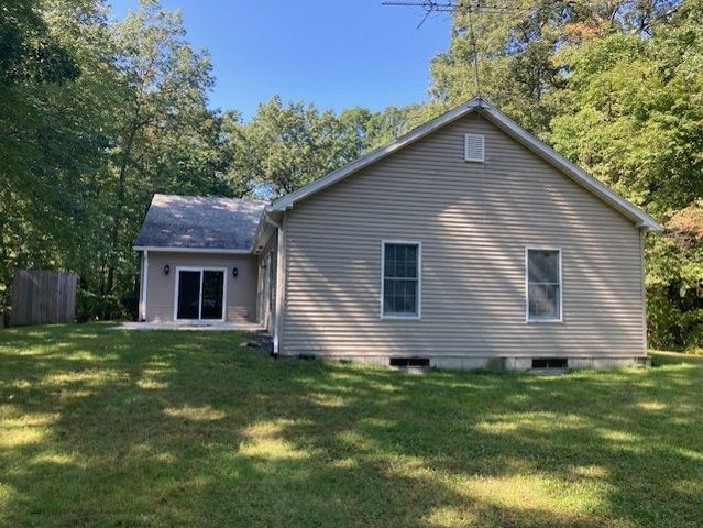 74 N Hatfield Rd, Hatfield, MA 01038