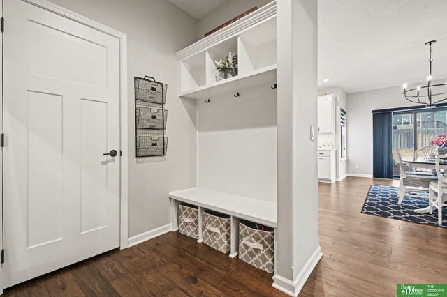 11004 Hardwood Drive, Papillion, NE 68046