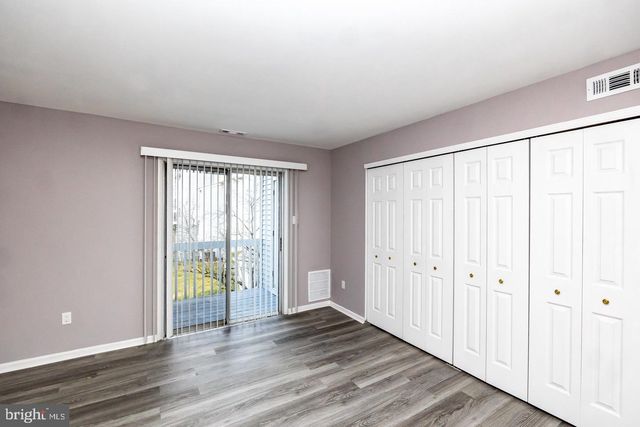 419 PARK PLACE DR, Cherry Hill, NJ 08002