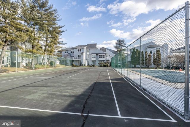 419 PARK PLACE DR, Cherry Hill, NJ 08002