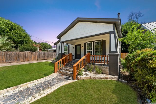 612 W Magnolia Ave, San Antonio, TX 78212