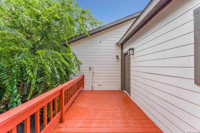 612 W Magnolia Ave, San Antonio, TX 78212