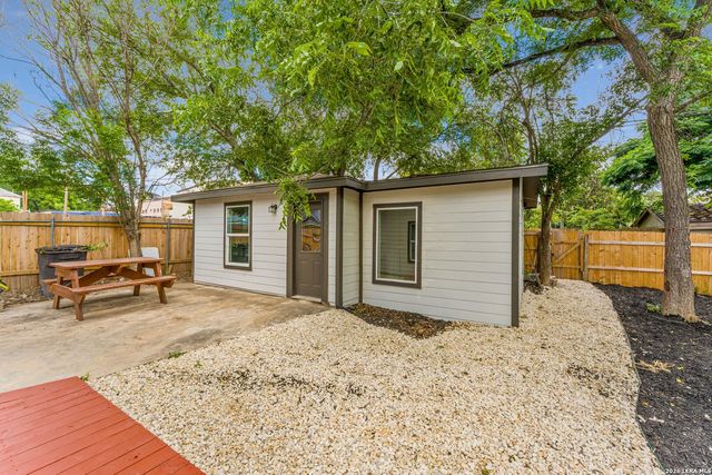612 W Magnolia Ave, San Antonio, TX 78212