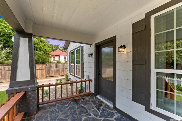 612 W Magnolia Ave, San Antonio, TX 78212