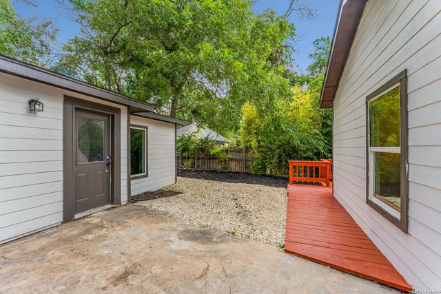 612 W Magnolia Ave, San Antonio, TX 78212