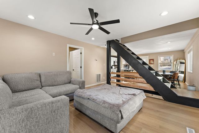 303 Union Street, Valparaiso, IN 46383