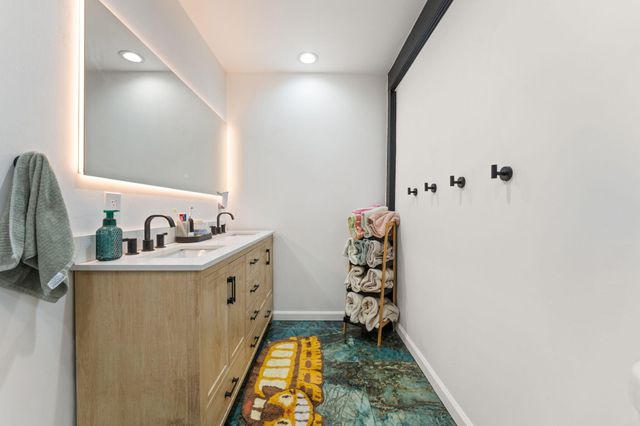 303 Union Street, Valparaiso, IN 46383