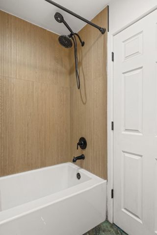 303 Union Street, Valparaiso, IN 46383