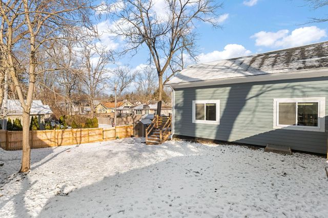 303 Union Street, Valparaiso, IN 46383