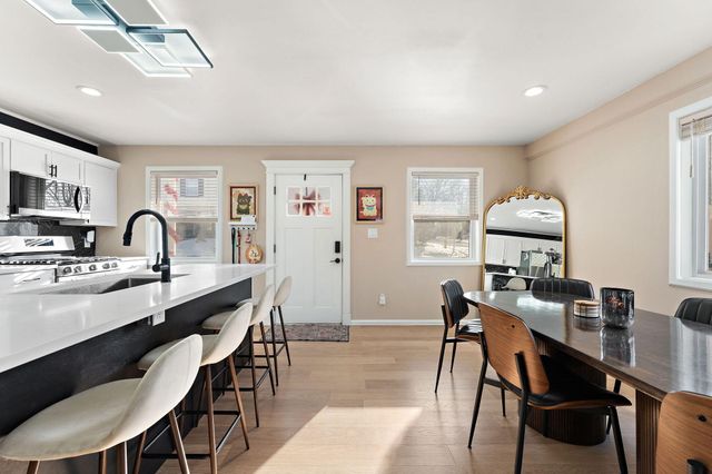 303 Union Street, Valparaiso, IN 46383