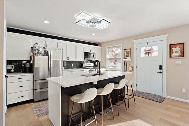 303 Union Street, Valparaiso, IN 46383