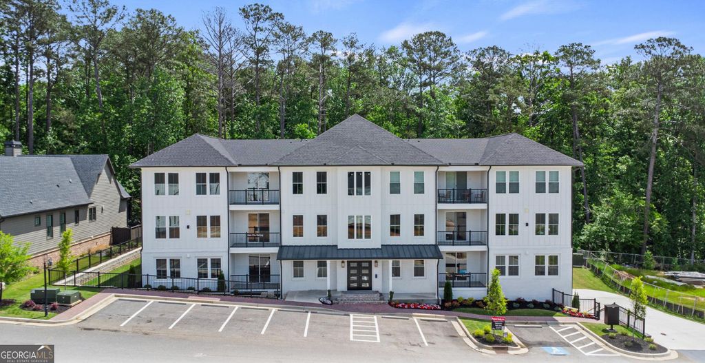 1050 Blair Lane 204, Peachtree City, GA 30269